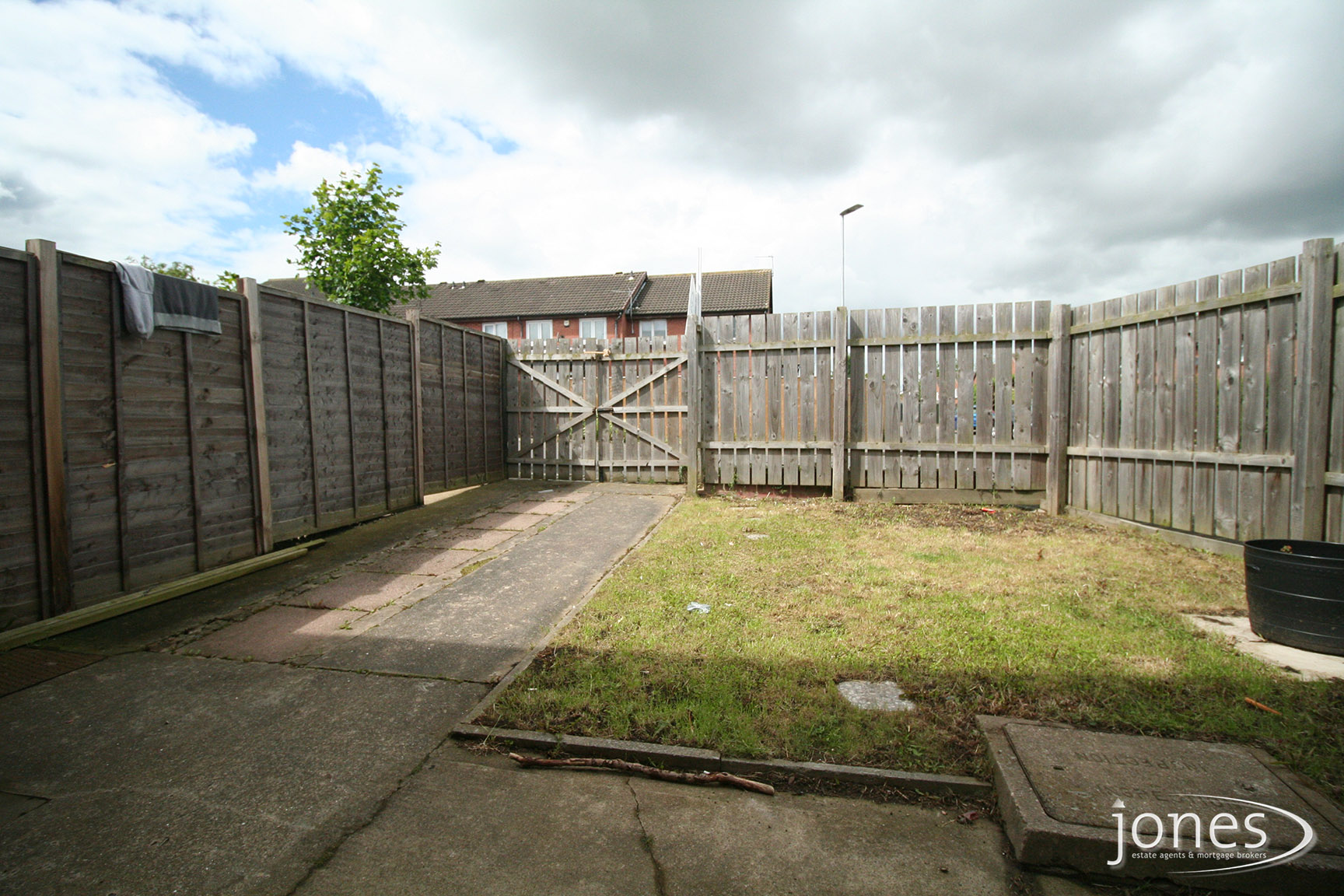 Home for Sale Let - Photo 09 Francis Walk,  Thornaby, TS17 6DL