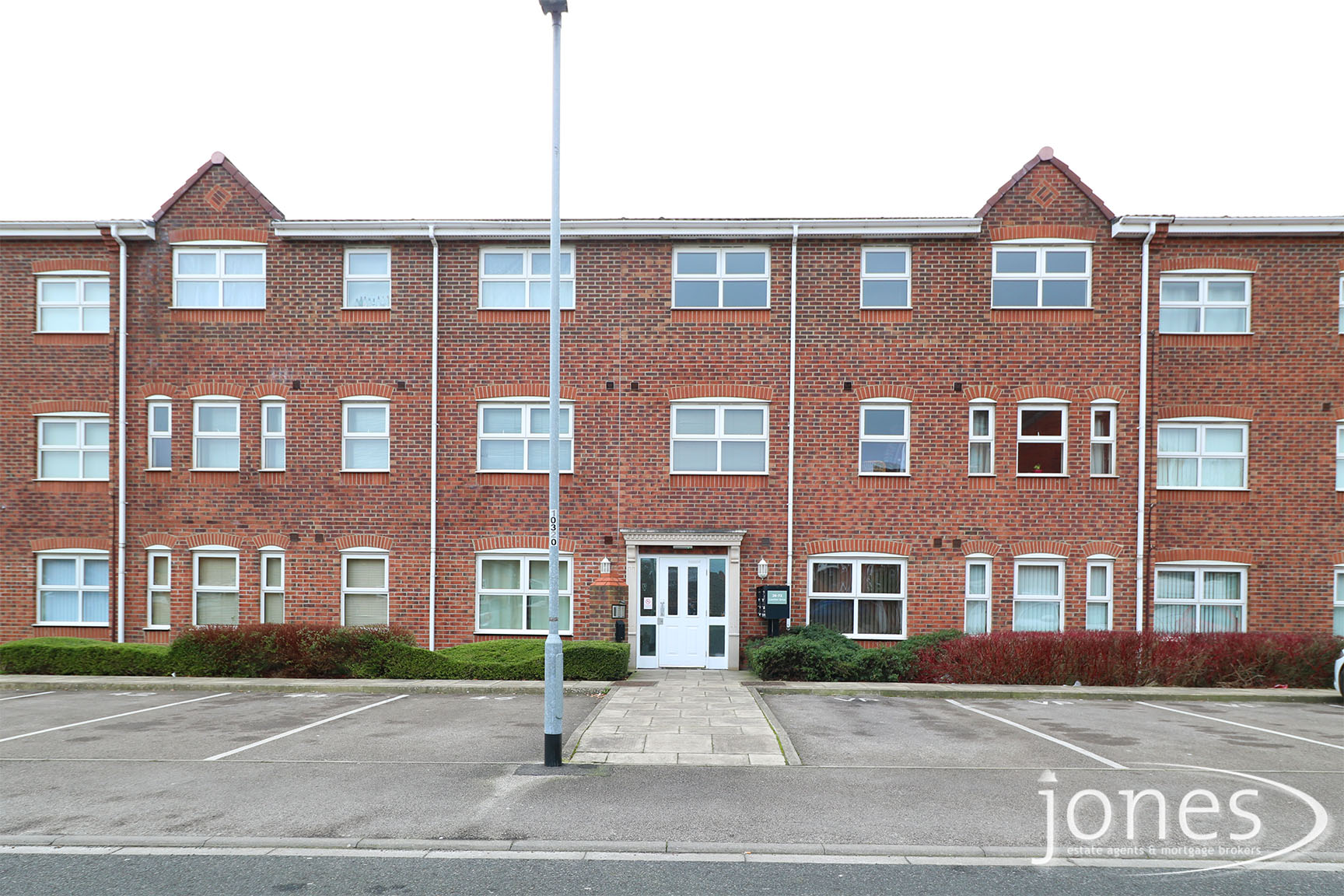 Home for Sale Let - Photo 01 Lowther Drive, Darlington, DL1 4LZ