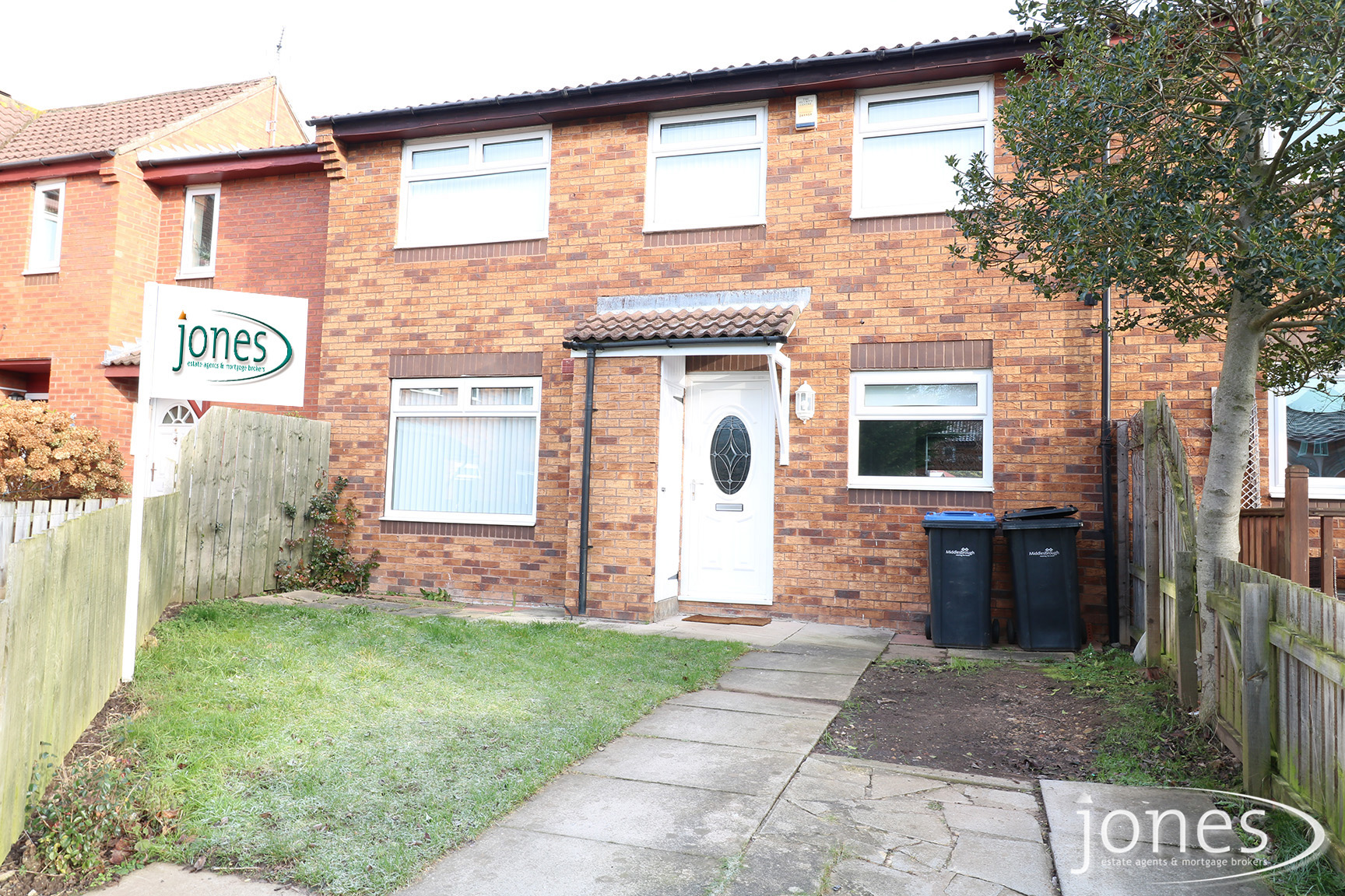 Home for Sale Let - Photo 01 Ash Hill, Coulby Newham, MIDDLESBROUGH, TS8 0SY