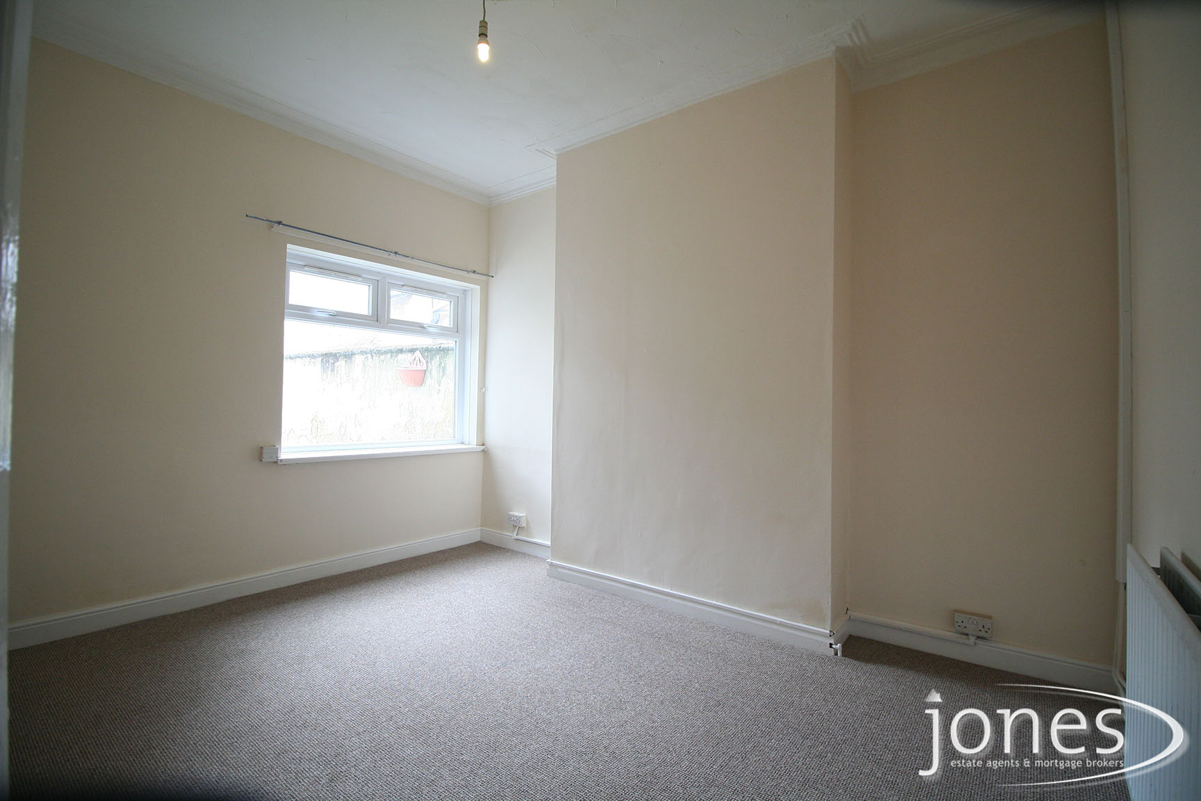 Home for Sale Let - Photo 03 Victoria Road,  Thornaby, Stockton on Tees TS17 6HH