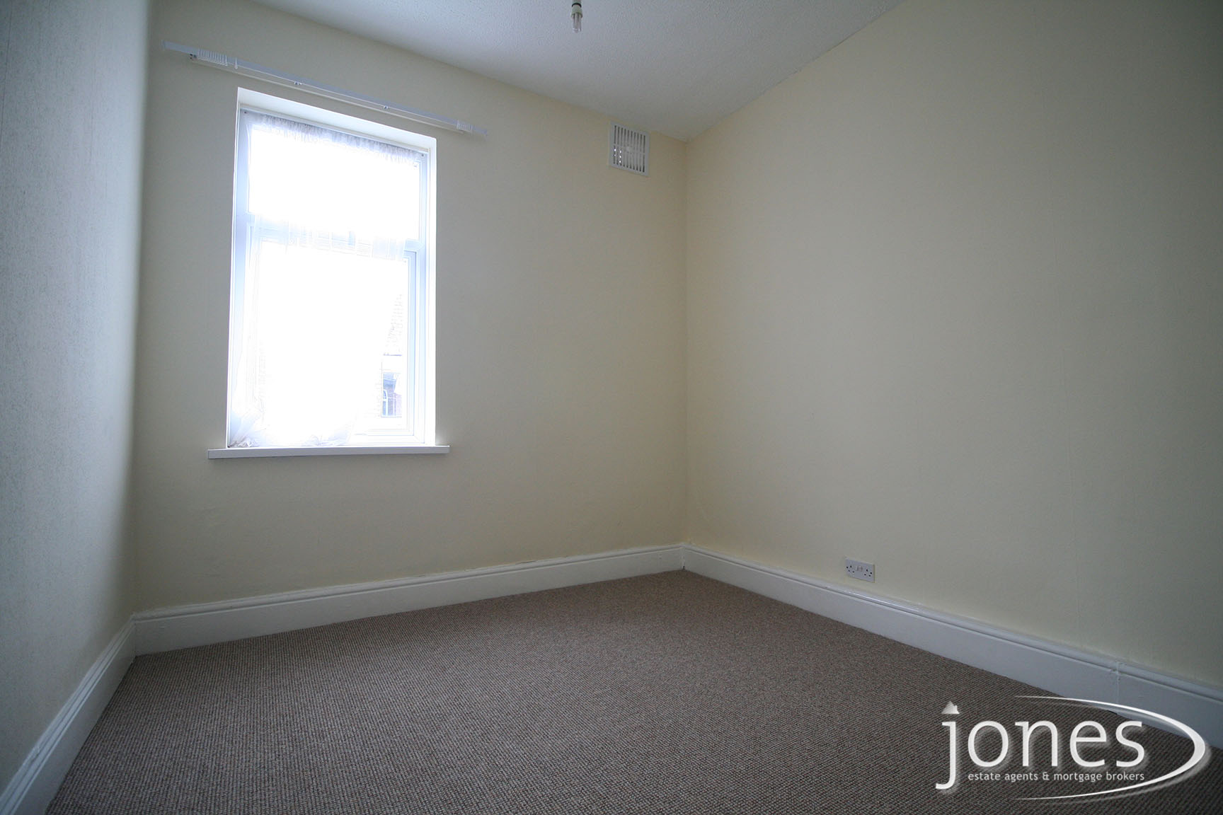 Home for Sale Let - Photo 07 Victoria Road,  Thornaby, Stockton on Tees TS17 6HH