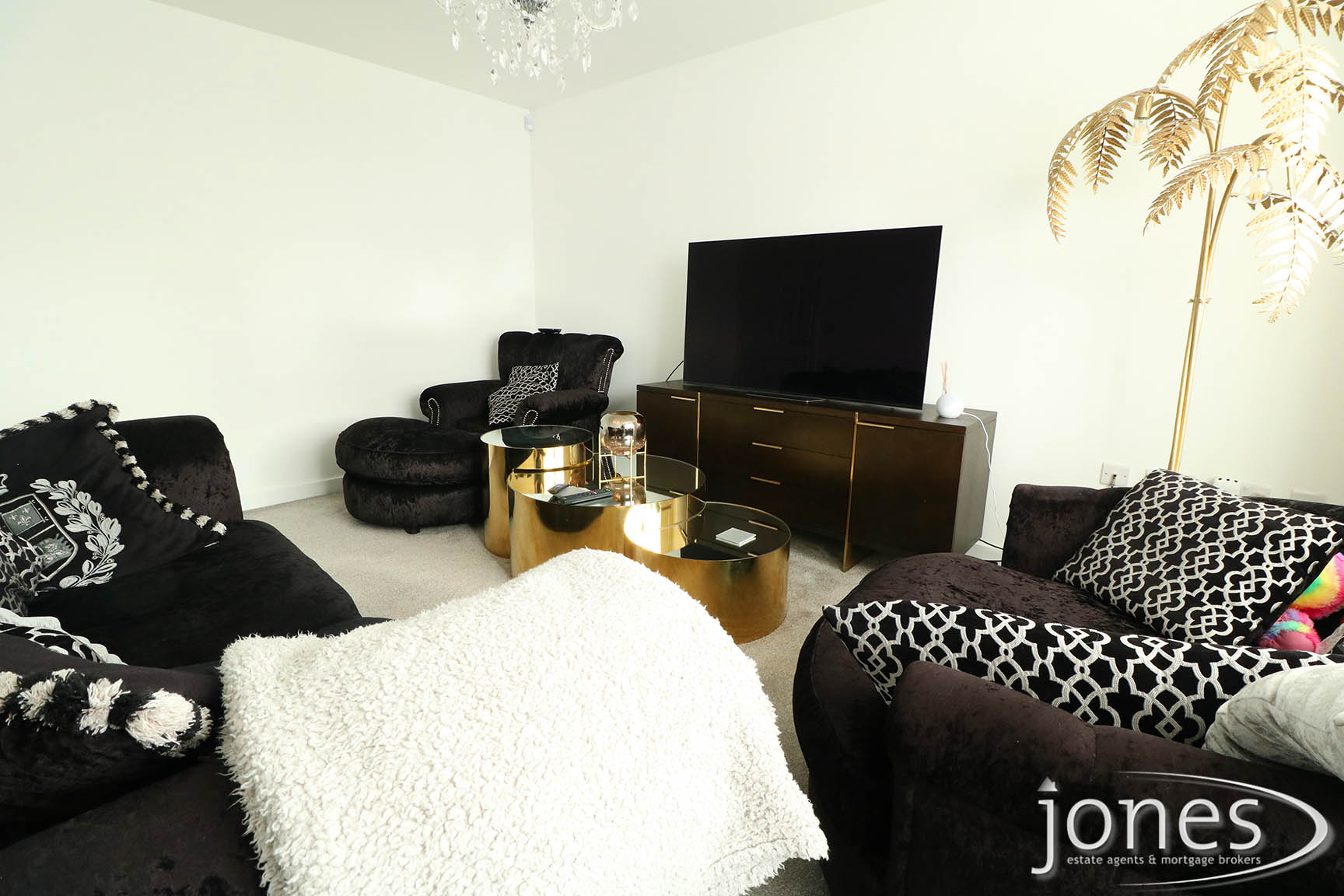 Home for Sale Let - Photo 03 Wellington Drive, Middleton St George, DL2 1FJ