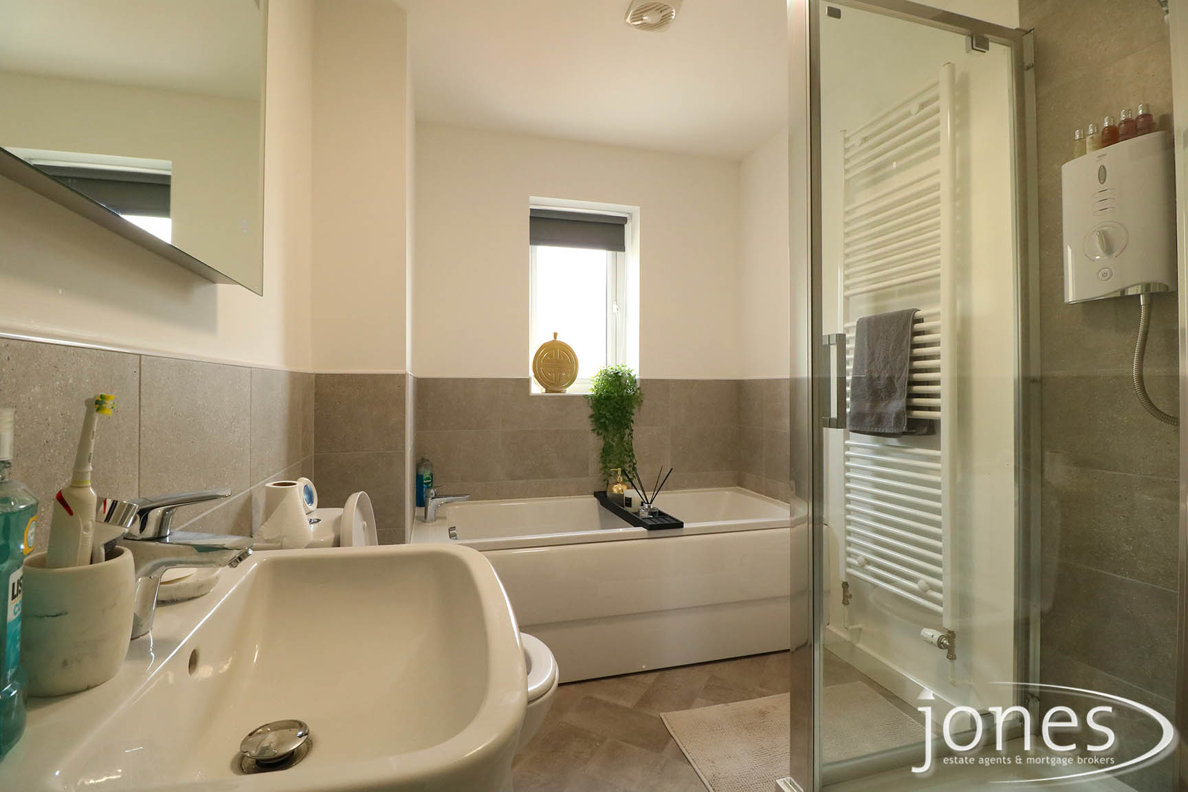 Home for Sale Let - Photo 17 Wellington Drive, Middleton St George, DL2 1FJ