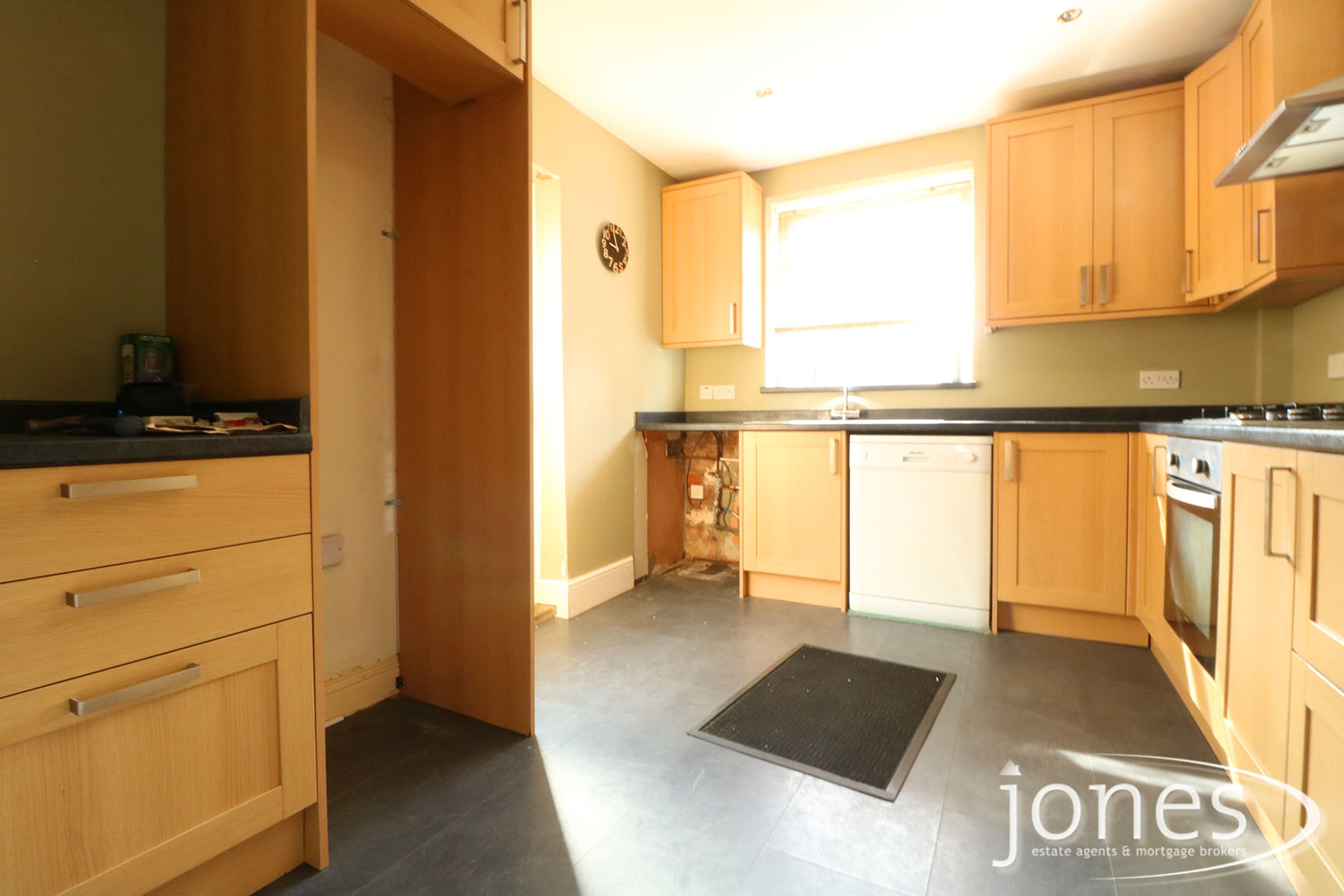 Home for Sale Let - Photo 04 Windermere Road, Stockton on Tees,TS18  4NB