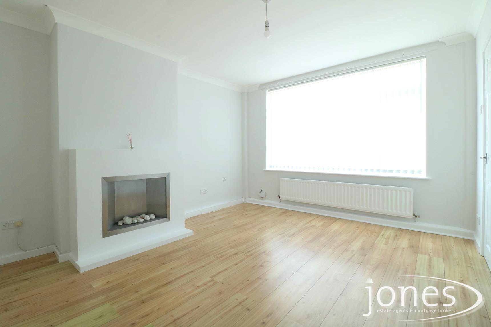 Home for Sale Let - Photo 02 Kininvie Walk, Stockton on Tees,TS19 8DD