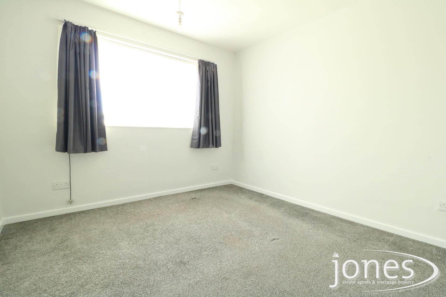 Home for Sale Let - Photo 09 Kininvie Walk, Stockton on Tees,TS19 8DD