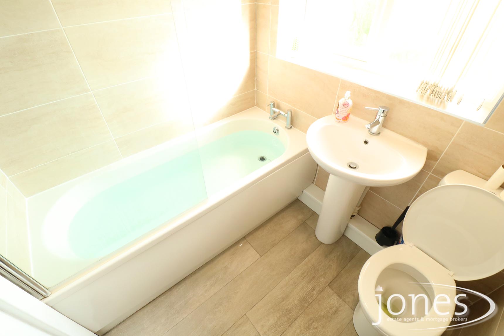 Home for Sale Let - Photo 10 Kininvie Walk, Stockton on Tees,TS19 8DD