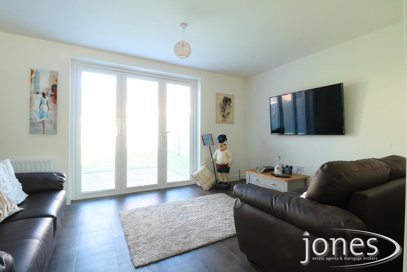 Home for Sale Let - Photo 03 Napoleon Way, Stockton on Tees,TS19 8FU