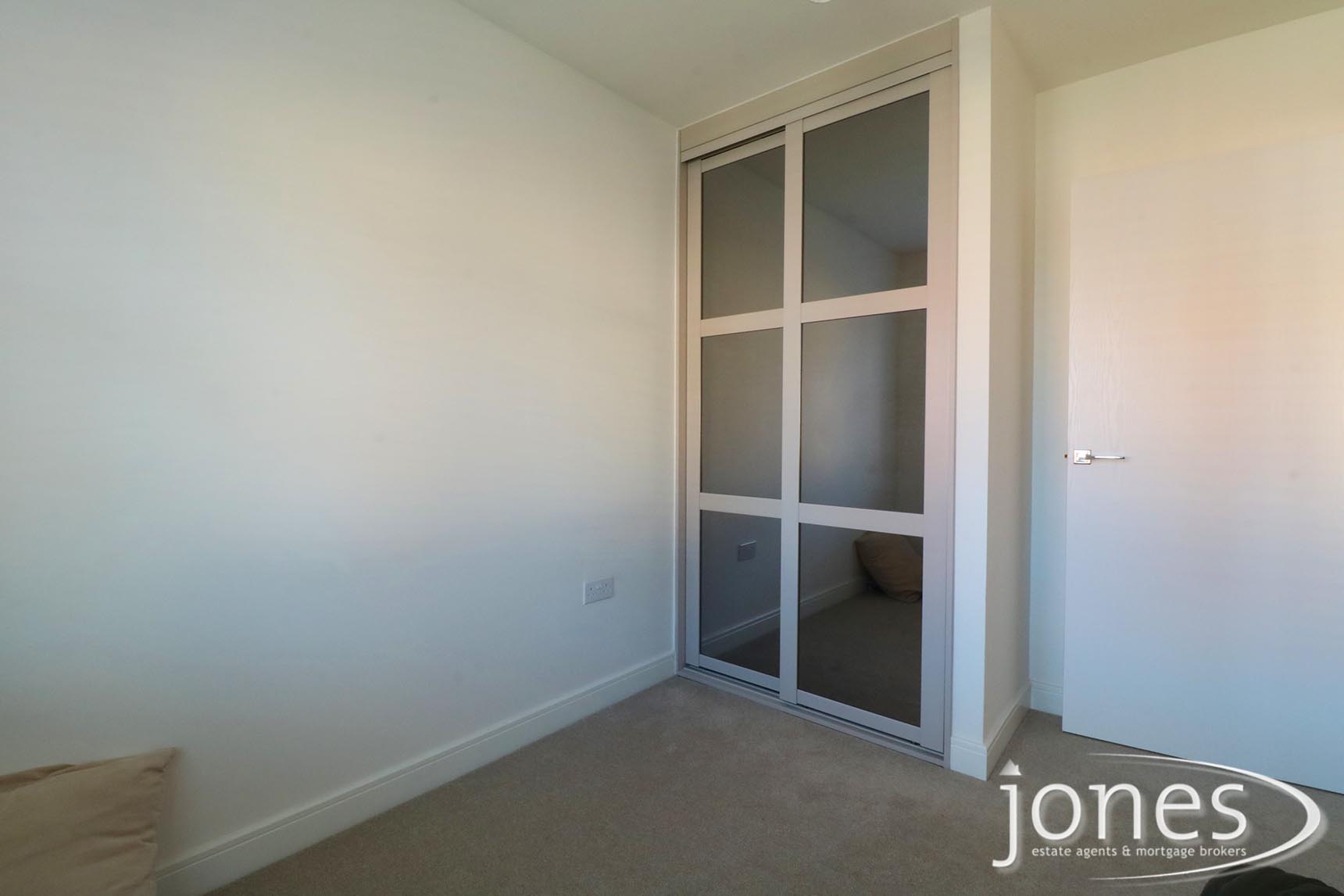 Home for Sale Let - Photo 08 Napoleon Way, Stockton on Tees,TS19 8FU