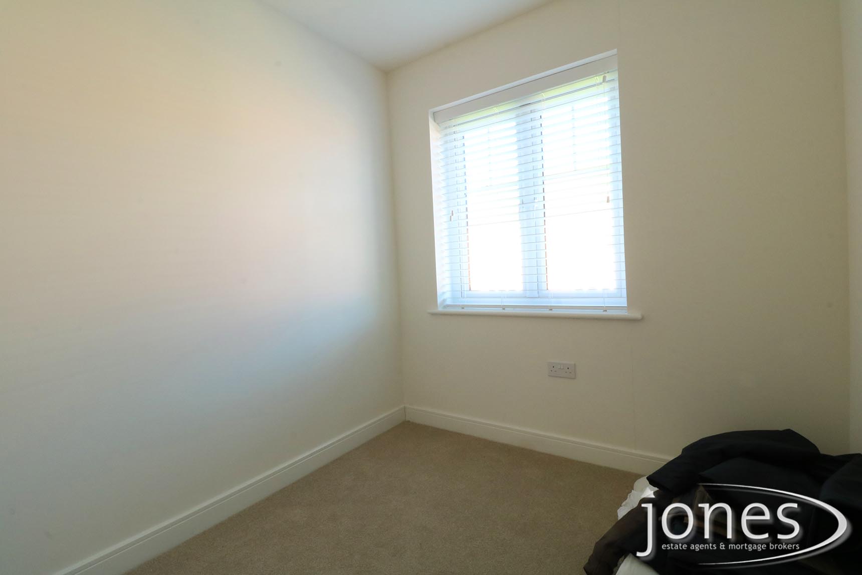 Home for Sale Let - Photo 09 Napoleon Way, Stockton on Tees,TS19 8FU