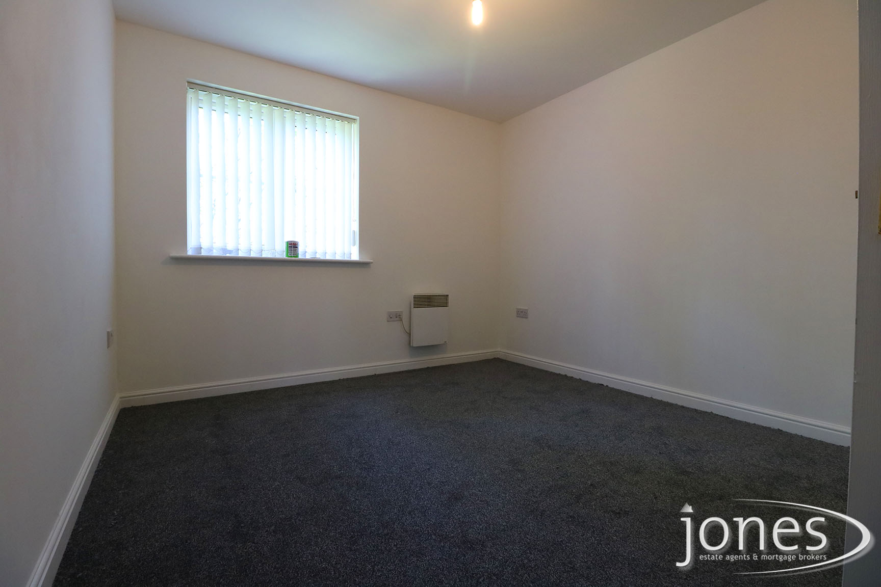 Home for Sale Let - Photo 04 Earls Court, Norton, Stockton on Tees, TS20 2NP
