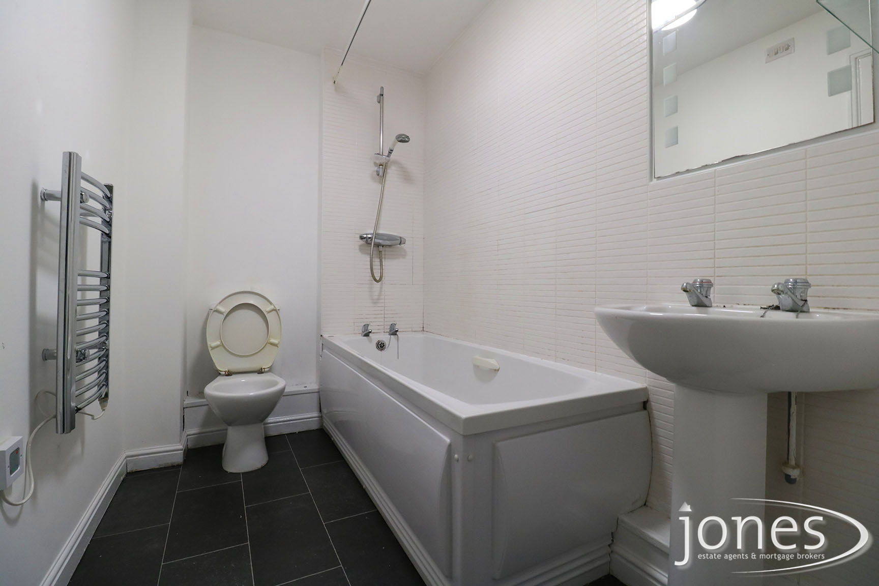 Home for Sale Let - Photo 06 Earls Court, Norton, Stockton on Tees, TS20 2NP