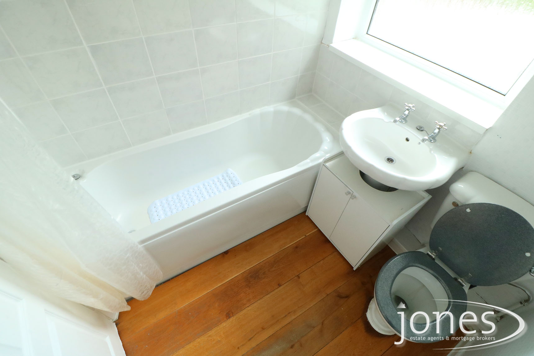 Home for Sale Let - Photo 08 Woodville Avenue,  Middlesbrough, TS4 3BE