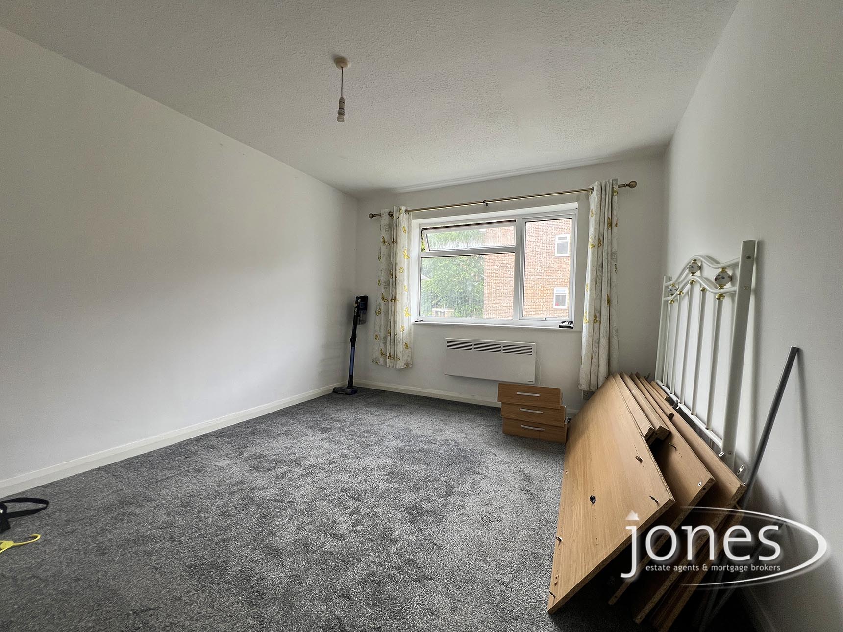 Home for Sale Let - Photo 04 Kay Brow, Ramsbottom, Bury, BL0 9AY