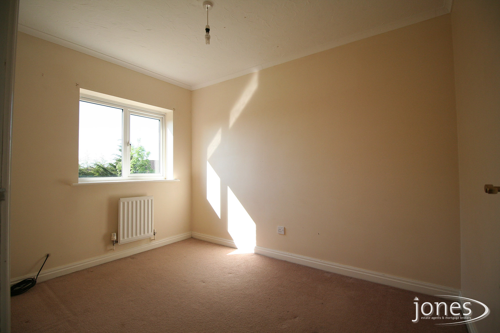 Home for Sale Let - Photo 06 Honey Way, Stockton on Tees, TS19 0JB
