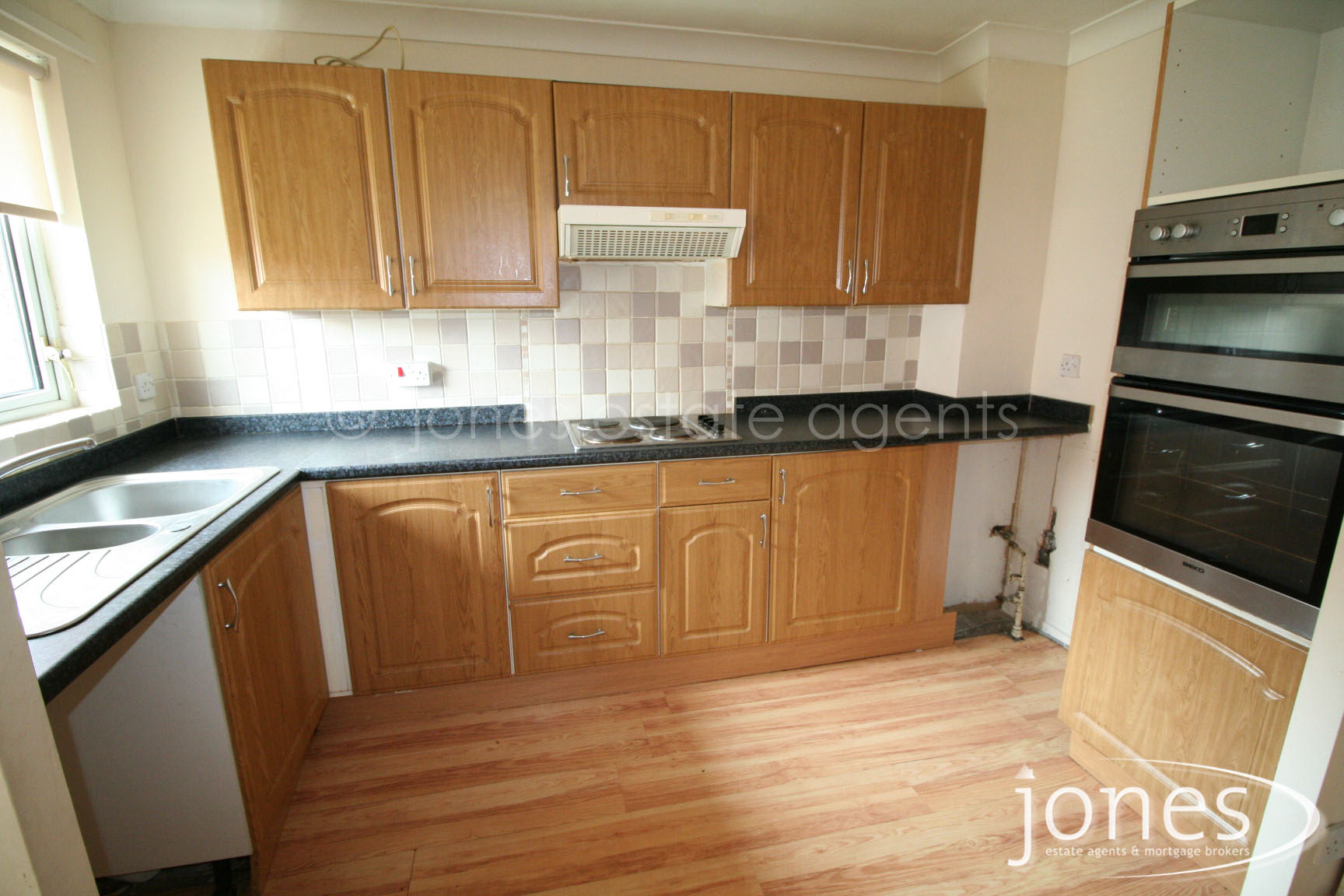 Home for Sale Let - Photo 04 Cuthbert Close, Thornaby, on Tees, TS17 6PJ